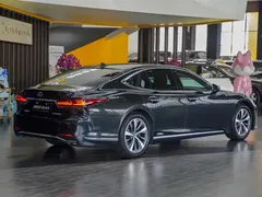 2021 Lexus LS 500h, чёрный — фото 4