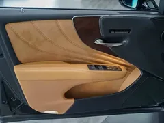 2021 Lexus LS 500h, чёрный — фото 5