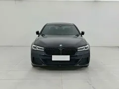 2022 BMW 5 Series 5 530Li M, чёрный — фото 3