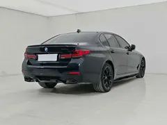 2022 BMW 5 Series 5 530Li M, чёрный — фото 4