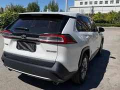 2022 Toyota Wildlander 2.0L CVT 2WD Luxury, белый — фото 17