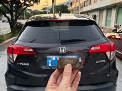 2022 Honda Vezel 1.5L CVT Pioneer, чёрный — фото 3