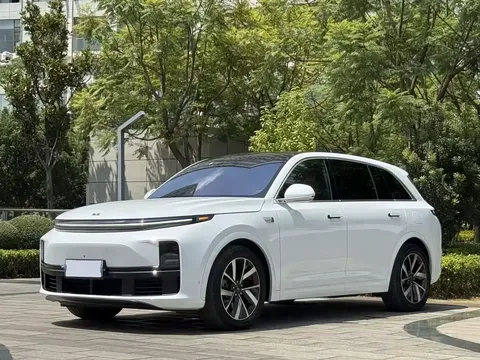 2023 Li Auto L7 Pro
