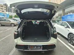2023 Hongqi HS3 1.5T 2WD, зелёный — фото 14