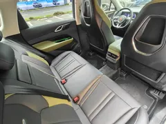 2023 Hongqi HS3 1.5T 2WD, зелёный — фото 15