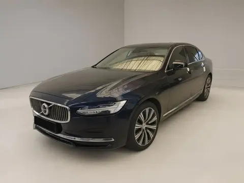2022 Volvo S90
