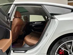 2022 Audi A7 45 TFSI, белый — фото 8