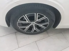 2023 Volvo S60 B4 Luxury, белый — фото 23