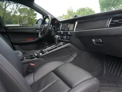 2023 Porsche Macan 2.0T, синий — фото 10
