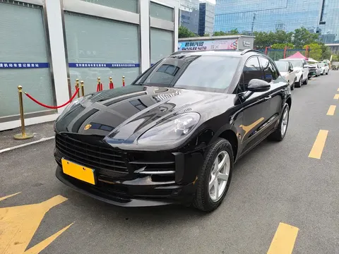 2021 Porsche Macan 2.0T