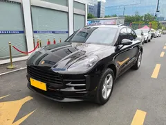 2021 Porsche Macan 2.0T, чёрный — фото 1