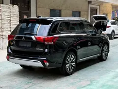 2021 Mitsubishi Outlander 2.0L 2WD 7, чёрный — фото 6