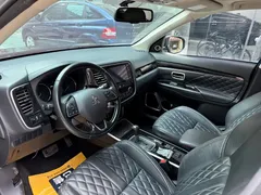 2021 Mitsubishi Outlander 2.0L 2WD 7, чёрный — фото 7