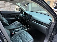 2021 Mitsubishi Outlander 2.0L 2WD 7, чёрный — фото 10