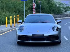 2022 Porsche 911 Carrera 3.0T, зелёный — фото 2