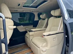 2021 Toyota Alphard Hybrid 2.5L Premium, чёрный — фото 9