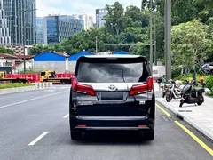 2021 Toyota Alphard Hybrid 2.5L Premium, чёрный — фото 14