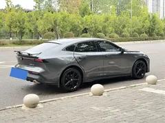2023 Changan UNI-V 1.5T — фото 2