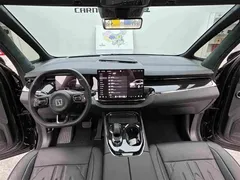 2024 Zeekr 009 6-Seat Executive 4WD 108kWh, чёрный — фото 11