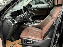 2023 BMW X7 xDrive40i Luxury Package, чёрный — фото 6