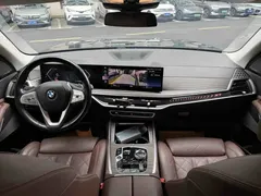 2023 BMW X7 xDrive40i Luxury Package, чёрный — фото 8