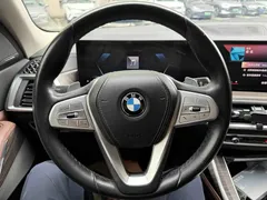 2023 BMW X7 xDrive40i Luxury Package, чёрный — фото 10