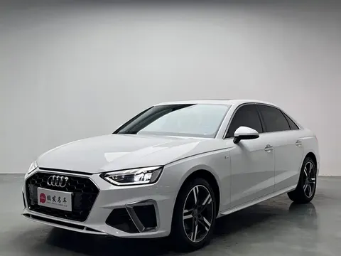2022 Audi A4L 40 TFSI Luxury Sport