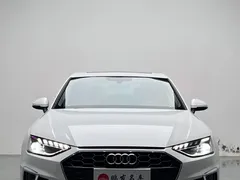 2022 Audi A4L 40 TFSI Luxury Sport, белый — фото 2