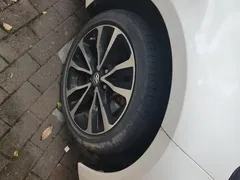 2022 Toyota Levin Hybrid 1.8H E-CVT Sport, белый — фото 6