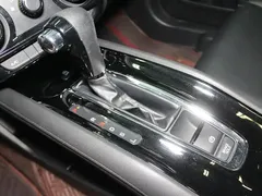 2022 Honda Vezel 1.5L CVT, белый — фото 11