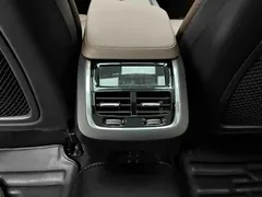 2021 Volvo V90 Cross Country B5 AWD, белый — фото 19