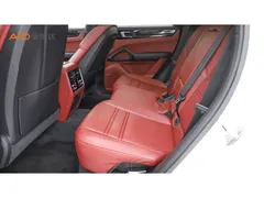 2021 Porsche Coupe/3.0T/21, белый — фото 7