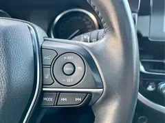 2021 Toyota Camry Hybrid 2.5HGVP Advanced, белый — фото 16