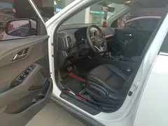 2021 Hyundai ix35 2.0L AT 2WD GLS Leading, белый — фото 16