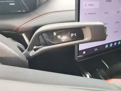 2025 Xiaomi SU7 Ultra Ultra, чёрный — фото 14