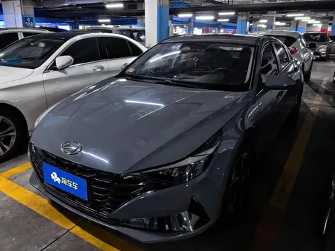 2021 Hyundai Elantra 1.5L CVT LUX Premium