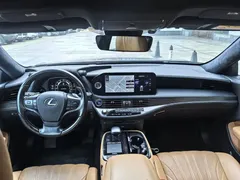 2021 Lexus LS 500h Luxury, чёрный — фото 6
