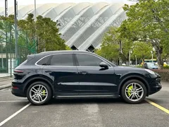2022 Porsche Cayenne E-Hybrid 2.0T PHEV Platinum, синий — фото 17