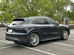 2022 Porsche Cayenne E-Hybrid 2.0T PHEV Platinum, синий — фото 20