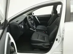 2020 Toyota Corolla PHEV 1.8L E-CVT Comfort, белый — фото 10