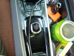 2023 Volvo XC60 4WD Luxury, белый — фото 9