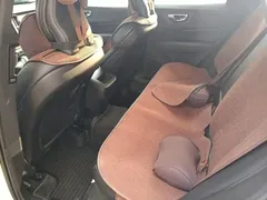 2023 Volvo XC60 4WD Luxury, белый — фото 18