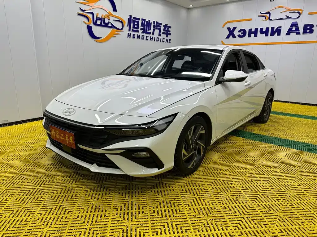 2023 Hyundai Elantra 1.5L CVT GLX Elite