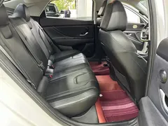 2023 Hyundai Elantra 1.5L CVT GLX Elite, белый — фото 19
