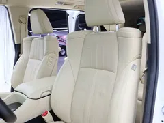 2021 Toyota Alphard Hybrid 2.5L Premium, белый — фото 3