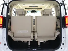 2021 Toyota Alphard Hybrid 2.5L Premium, белый — фото 12