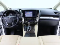 2021 Toyota Alphard Hybrid 2.5L Premium, белый — фото 15