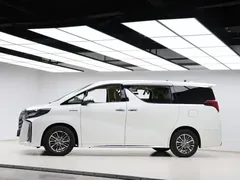 2021 Toyota Alphard Hybrid 2.5L Premium, белый — фото 33