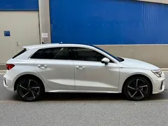 2022 Audi A3 Sportback 35 TFSI Fashion Sport, белый — фото 7