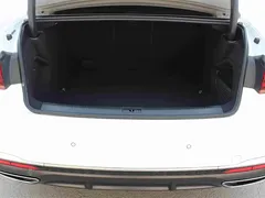 2023 Audi A4L 40 TFSI, белый — фото 13